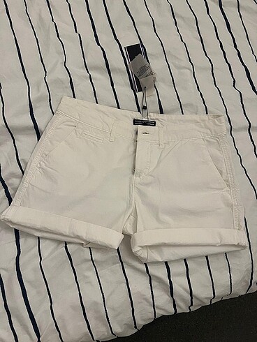 Tommy hilfiger beyaz mom kot sort