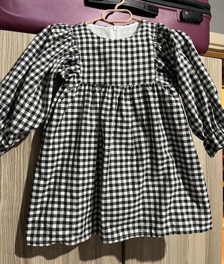 Kareli Siyah Kız Çocuk Elbise - Görsel 3