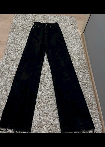 Siyah vatkalı Jean