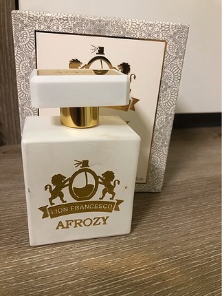 Afrodizyak etkili kadın parfümü
