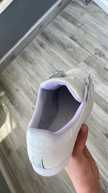 41 Beden beyaz Renk Adidas erkek ayakkabısı