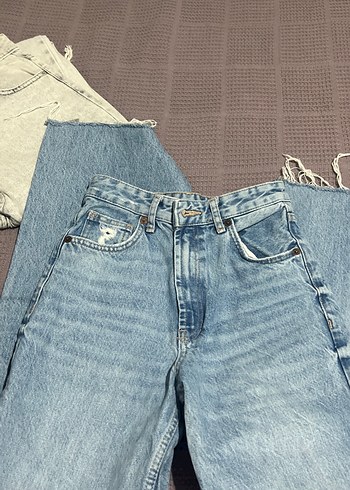 Diğer Yırtık Detaylı Mavi Bol Kesim Midi Kot Pantolon