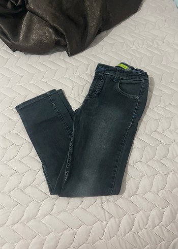 Limon Company Gri Kemerli Erkek Çocuk Kot Pantolon