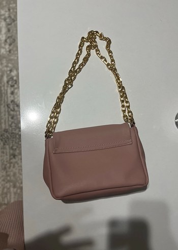  Beden Zincir Detaylı Pembe Deri Kadın Çanta