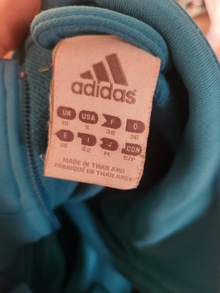 Adidas kadın spor ceket Orijinal yepyeni - Görsel 2