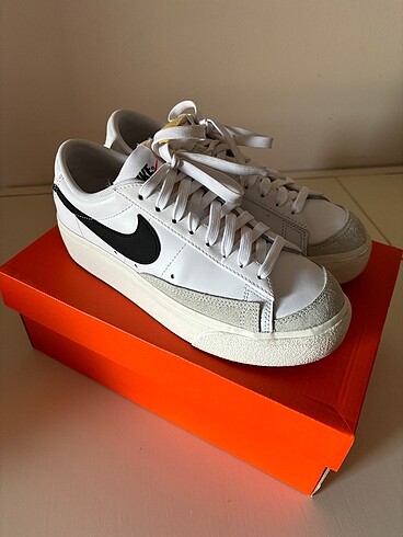 Nike platform blazer