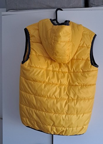 Sarı Kapüşonlu Erkek Çocuk Yelek - Görsel 4