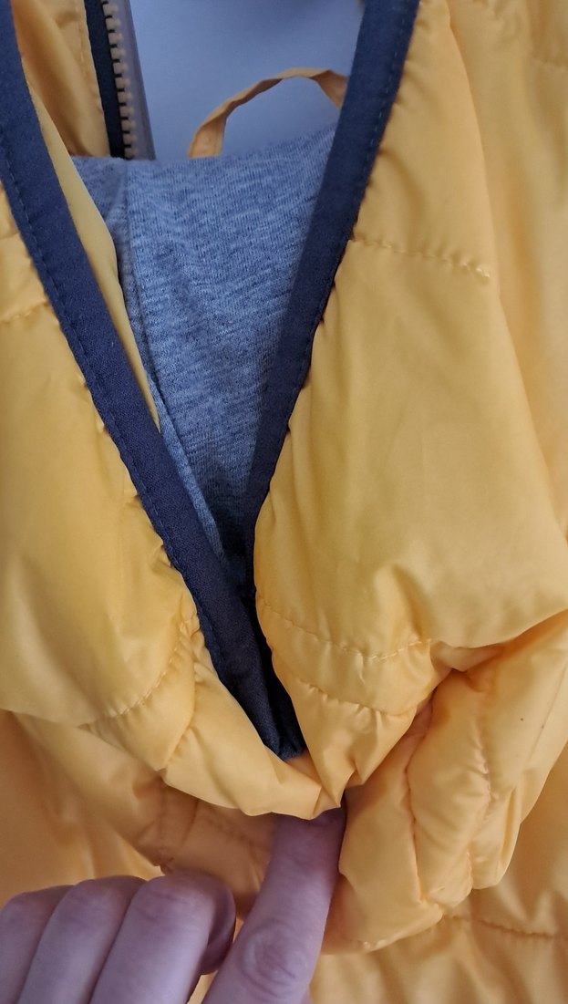 Sarı Kapüşonlu Erkek Çocuk Yelek - Görsel 5