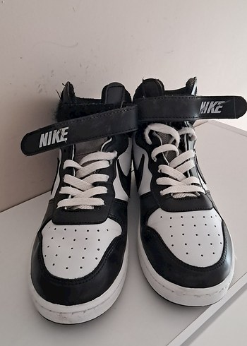 Erkek Çocuk Siyah Beyaz Nike Spor Ayakkabı