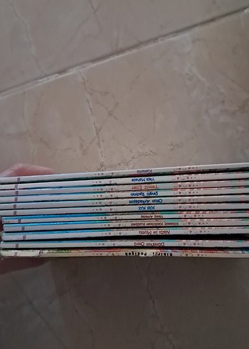 Çocuklar için renkli hikaye kitapları seti - Görsel 2