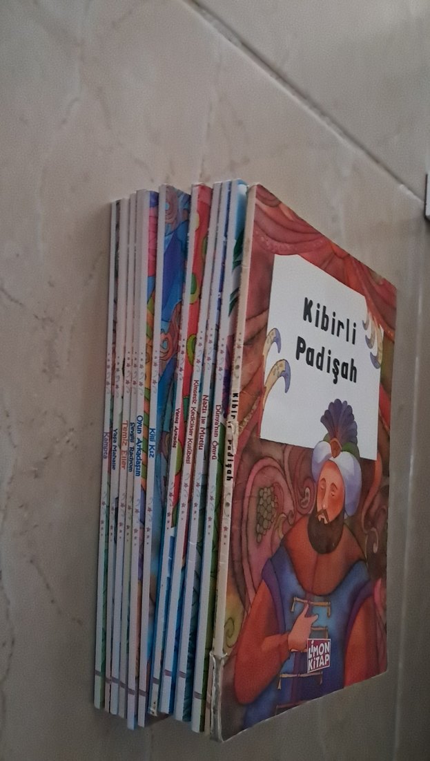 Çocuklar için renkli hikaye kitapları seti - Görsel 3