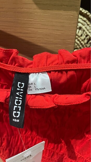 l Beden kırmızı Renk H&M kırmızı askılı