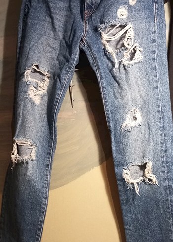 Özge Ulusoy jeans