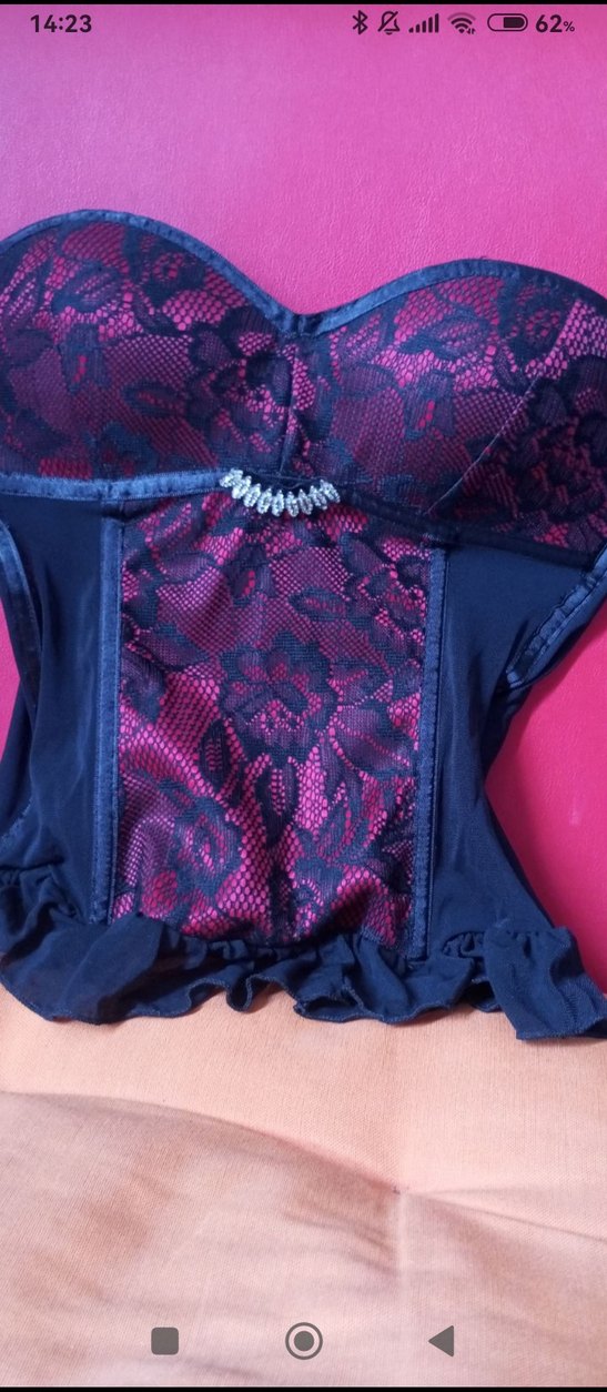 Kırmızı Dantel Detaylı Gotik Straplez Büstiyer brazilya dan - Görsel 2