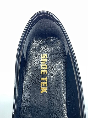 39 Beden siyah Renk Shoe Tek Klasik Ayakkabı %70 İndirimli.