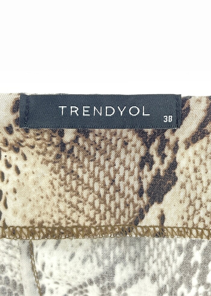 Trendyol & Milla Kısa Tulum %70 İndirimli. - Görsel 4