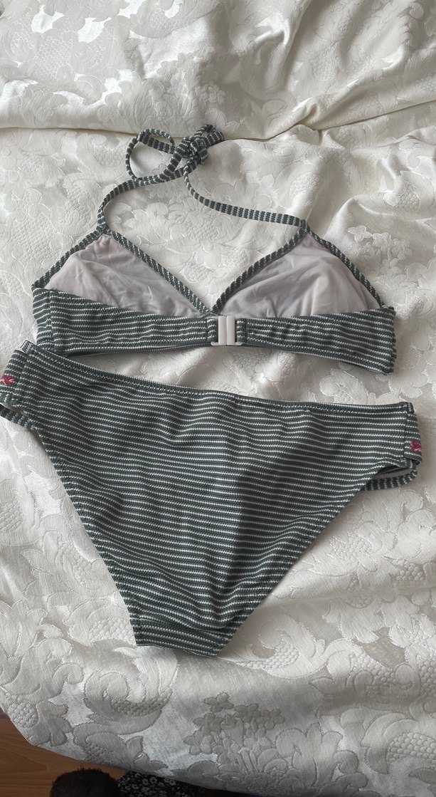 Nakışlı ve Dantelli Gri Bikini Takımı - Görsel 3