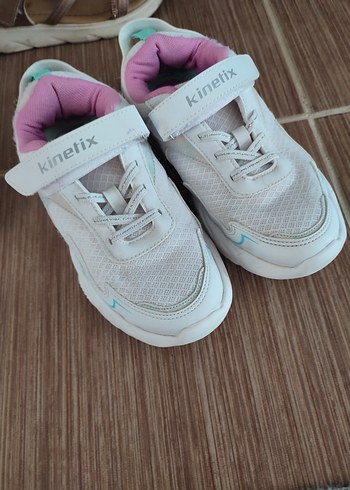 Kinetix Beyaz Kız Çocuk Spor Ayakkabı