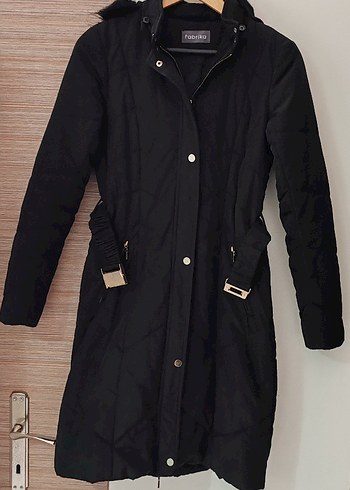 Siyah Uzun Kürklü Kadın Kışlık Mont - Görsel 3