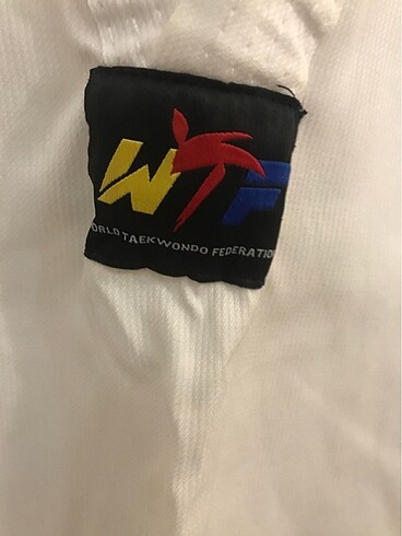 Diğer Taekwondo kıyafeti