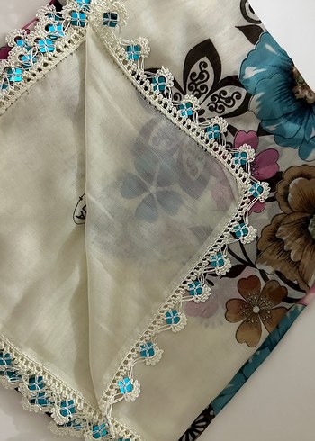 Dantel Kenarlı Parlak Mavi Kadın tülbent el işi çeyizlik - Görsel 9