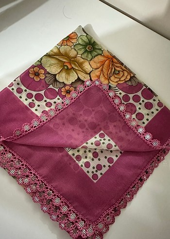 Dantel Kenarlı Parlak Mavi Kadın tülbent el işi çeyizlik - Görsel 2