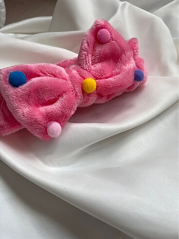 Peluş ponpon bandana