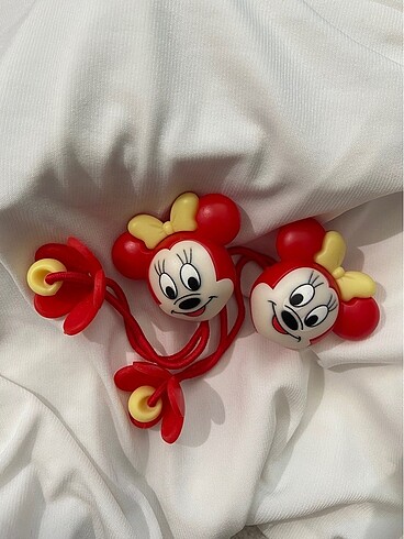  Beden kırmızı Renk Toka disney