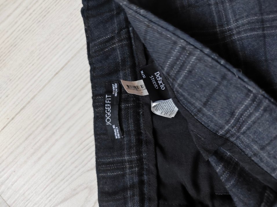 Siyah Kemerli Erkek Ofis Pantolonu - Görsel 4