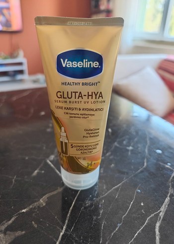 Vaseline Gluta-Hya Aydınlatıcı Serum