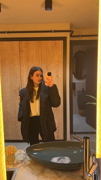 stradivarius mont