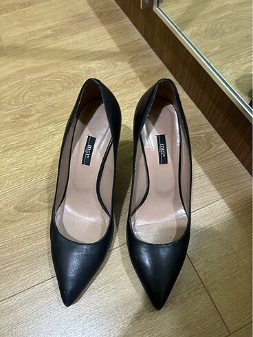 Deri Stiletto