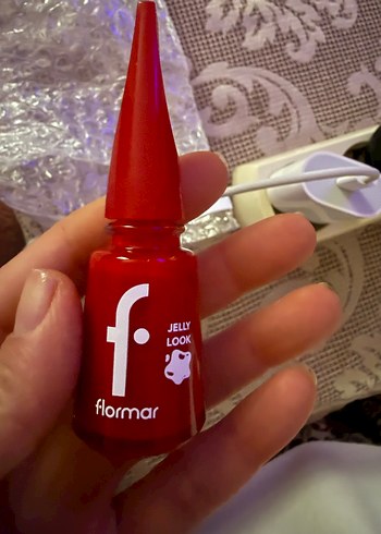 Flormar Jelly Look Kırmızı Oje - Görsel 2