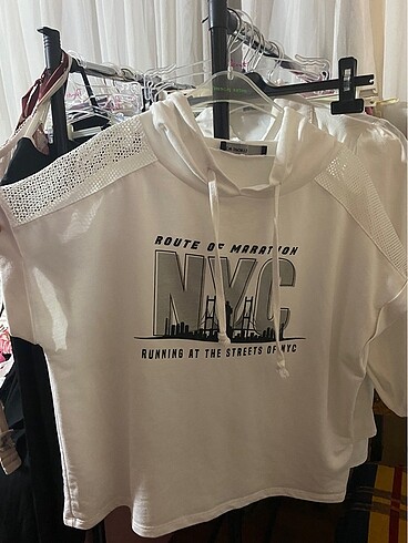 s Beden LCW sweatshirt