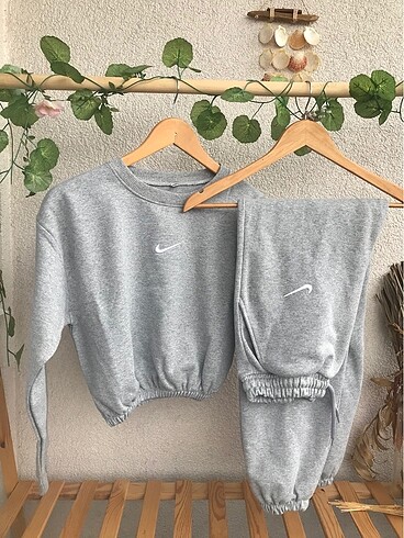 m Beden gri Renk Nike işlemeli eşofman takımı
