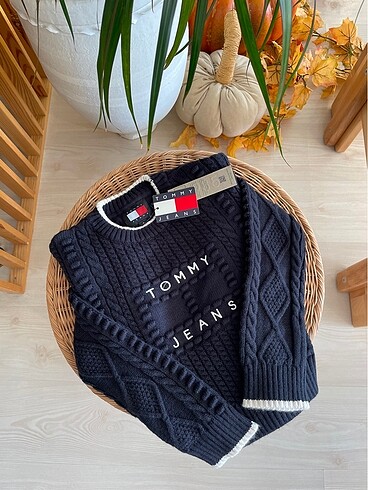 Tommy hilfiger bubble cable kazak