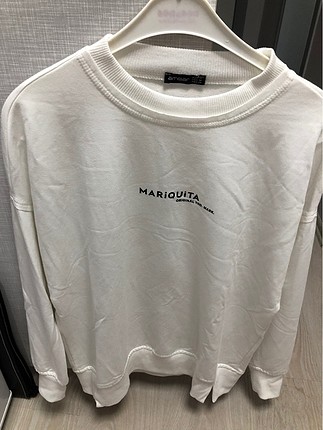 m Beden beyaz sweatshirt