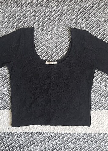 Siyah Dantelli Crop