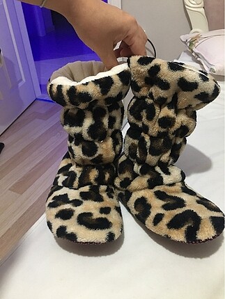 Leopar Uzun Panduf