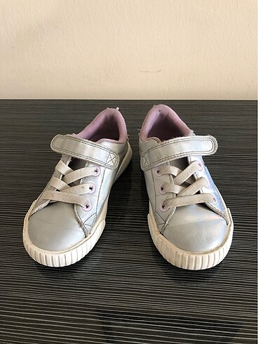 Az kullanılmış hm kız bebek ayakkabı