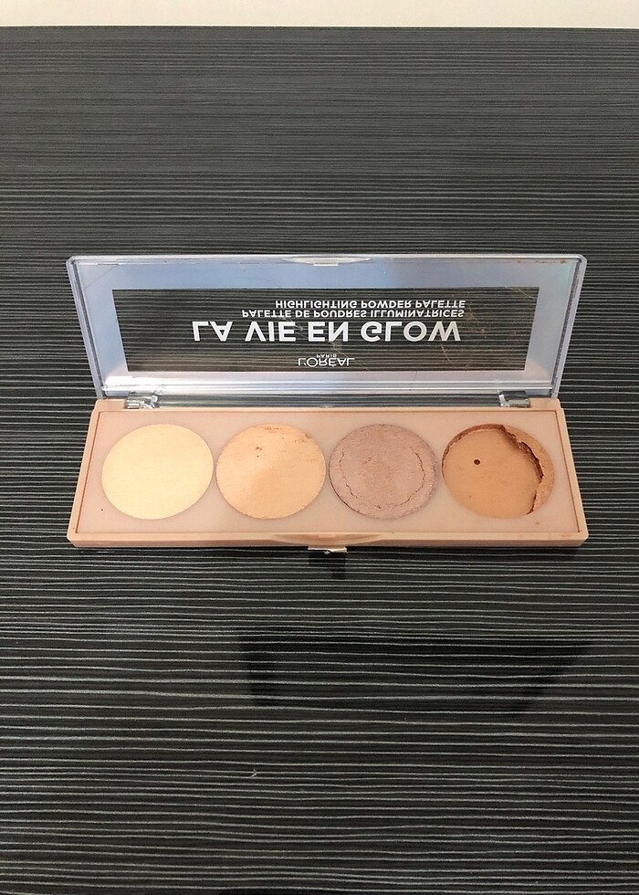 Loreal la vıe en glow aydınlatıcı far - Görsel 3