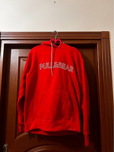 Pull&bear kırmızı sweat kapüşonlu S beden