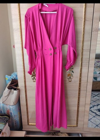 Pembe Uzun V Yaka Kemerli Elbise - Görsel 2