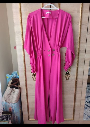 Pembe Uzun V Yaka Kemerli Elbise - Görsel 3