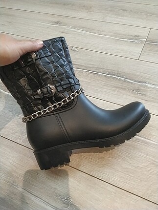 Yağmur bot