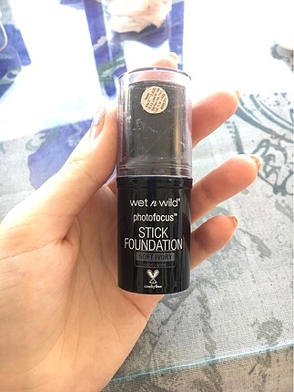 Wet n Wild Photo Focus Stick Fondöten