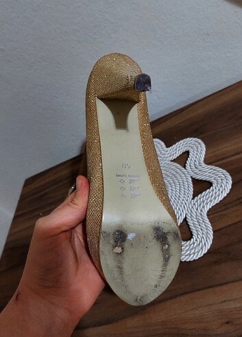 Zara Simli gold platform topuk ayakkabı