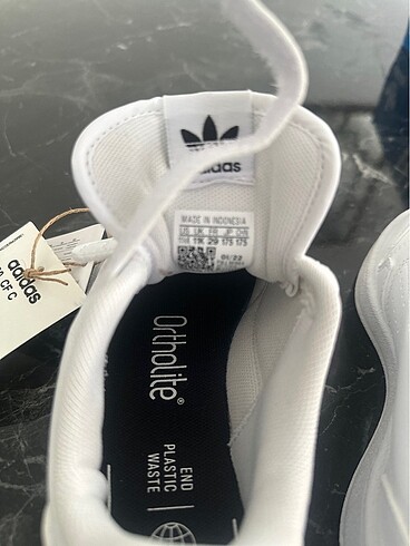 29 Beden Adidas orjınal ayakkabı