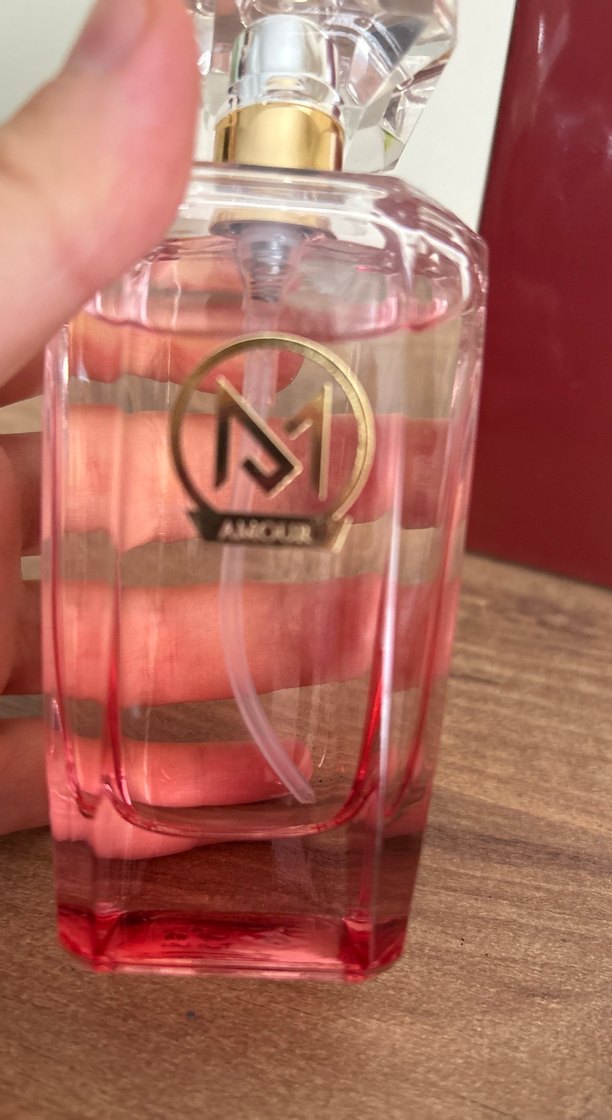 Mad parfüm  özel seri 

Kadın Parfümü Şeffaf Pembe Cam Şişe - Görsel 2