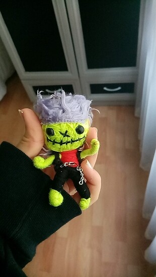 Oyuncak örgülü figür adam